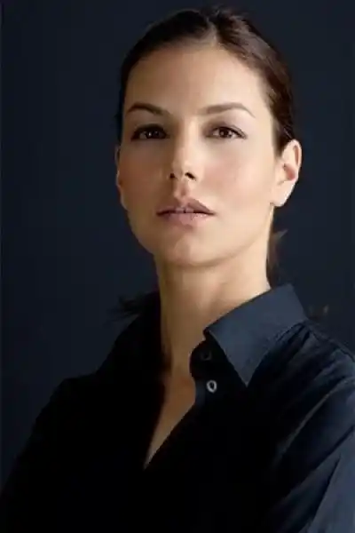 دفني كايالار